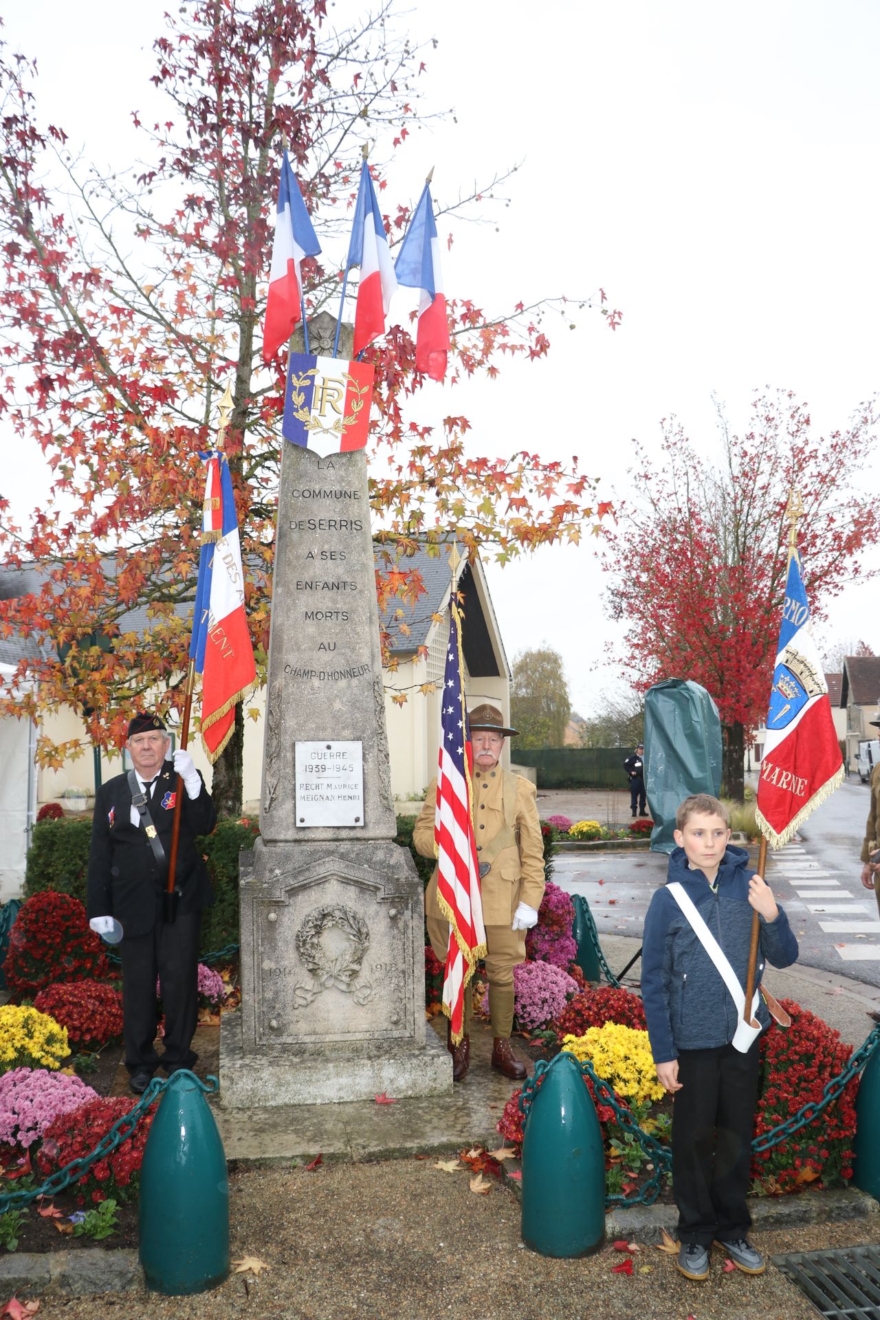 Cérémonie au Monument aux Morts centenaire Ville de Serris